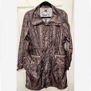 Like New Michael Kors snake print windbreaker rain coat Size P/S